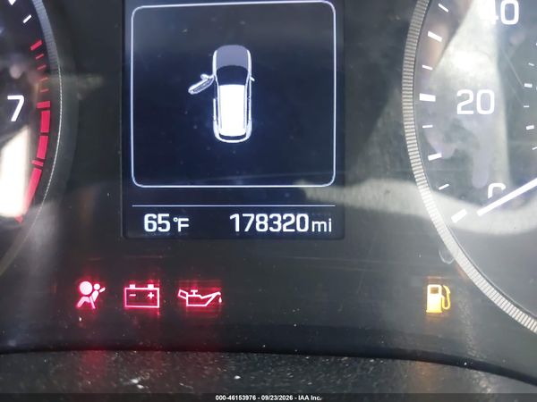 2017 HYUNDAI TUCSON SE — I7