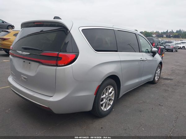 2023 CHRYSLER PACIFICA — I4