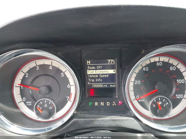 2016 DODGE GRAND CARAVAN R/T — I7