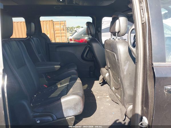 2018 DODGE GRAND CARAVAN GT — I8