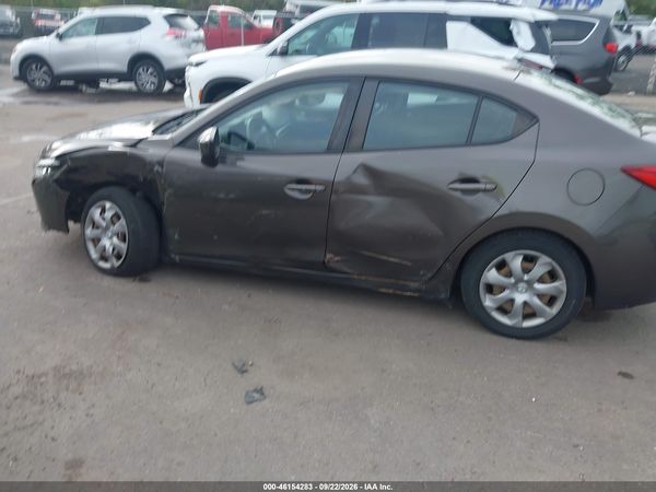 2017 MAZDA MAZDA3 SPORT — I117