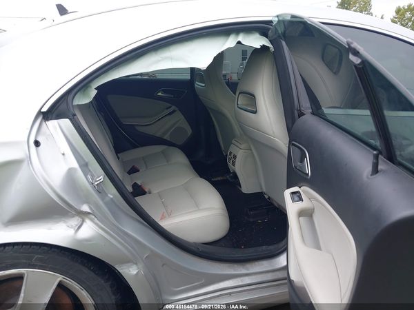 2015 MERCEDES-BENZ CLA 250 CLA250 — I8