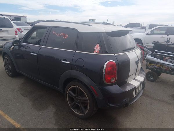 2013 MINI COUNTRYMAN COOPER S — I3