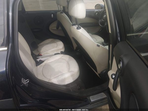 2013 MINI COUNTRYMAN COOPER S — I8