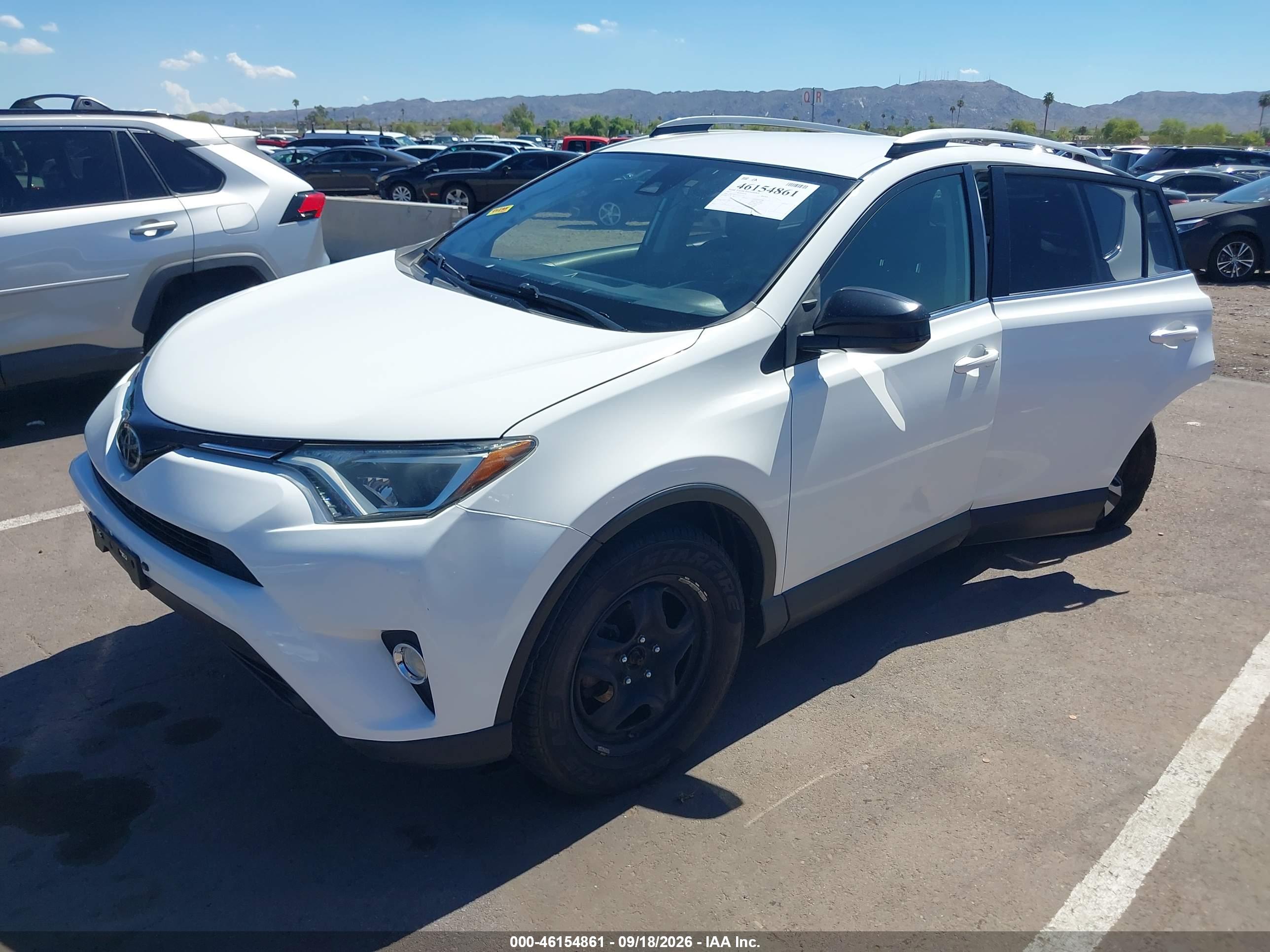 2017 TOYOTA RAV4 LE — I2