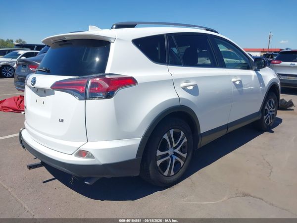 2017 TOYOTA RAV4 LE — I4