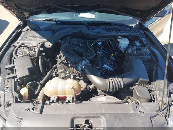 2017 FORD MUSTANG V6 — I10