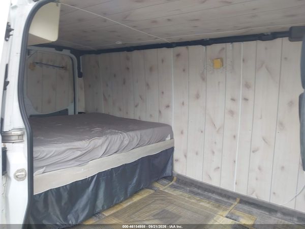 2015 MERCEDES-BENZ SPRINTER 2500 NORMAL ROOF — I8