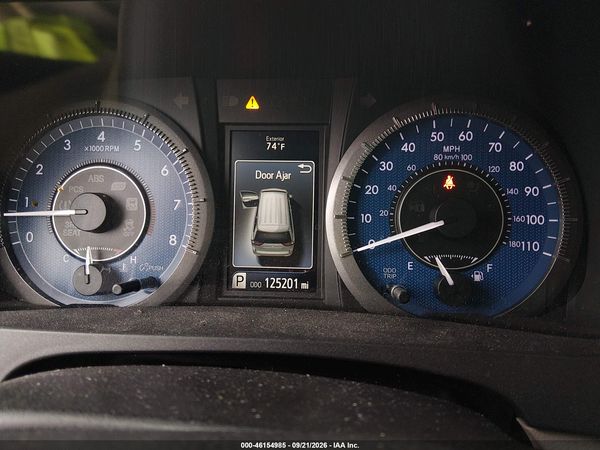 2017 TOYOTA SIENNA XLE 8 PASSENGER — I7