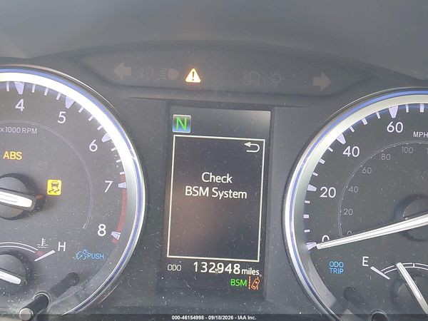 2019 TOYOTA HIGHLANDER SE — I7