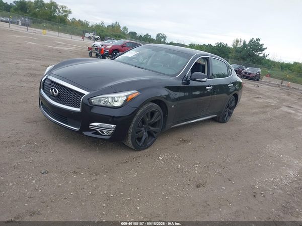2016 INFINITI Q70L — I2