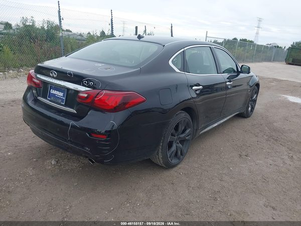 2016 INFINITI Q70L 3.7X — I4