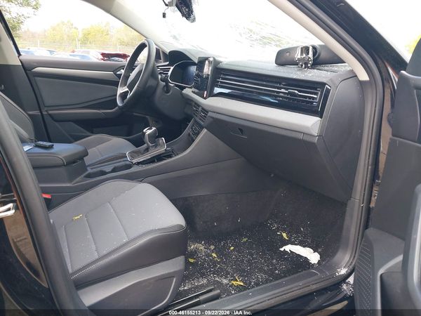 2025 VOLKSWAGEN JETTA 1.5T SE — I5