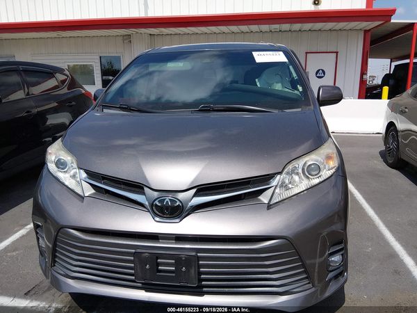 2020 TOYOTA SIENNA XLE — I115