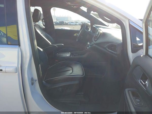 2026 CHRYSLER PACIFICA LIMITED — I5