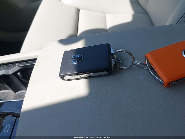 2026 VOLVO XC90 — I11