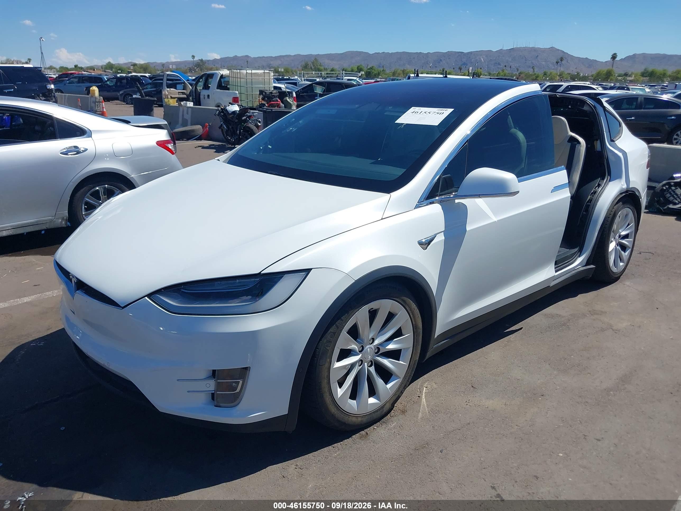 2020 TESLA MODEL X — I2