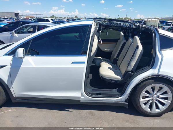 2020 TESLA MODEL X — I117