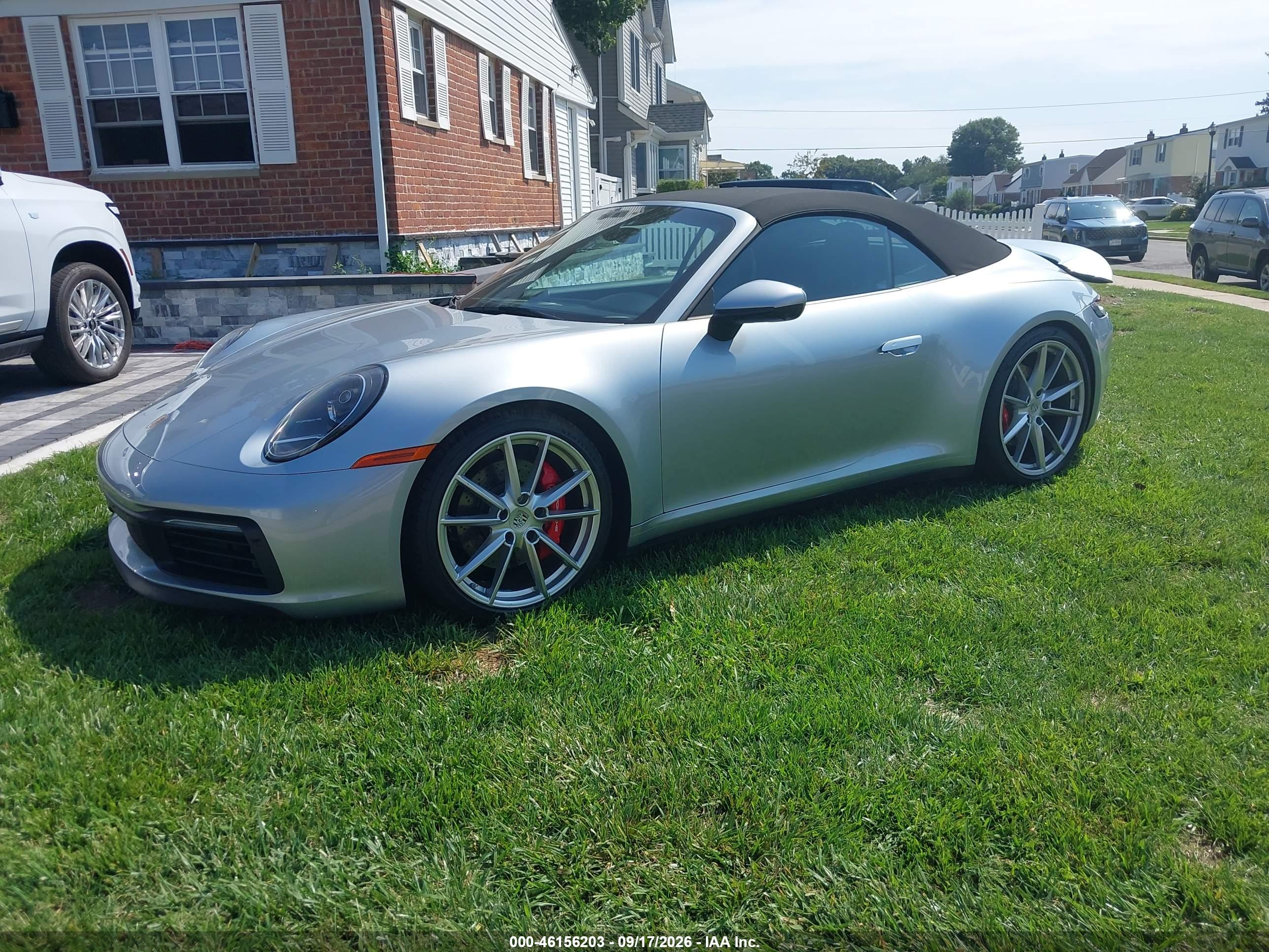 2022 PORSCHE 911 CARRERA 4 GTS — I2