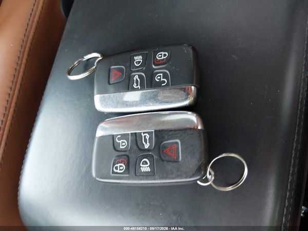 2016 LAND ROVER LR4 HSE Lux — I11