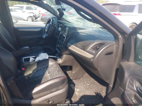 2013 DODGE GRAND CARAVAN R/T — I5