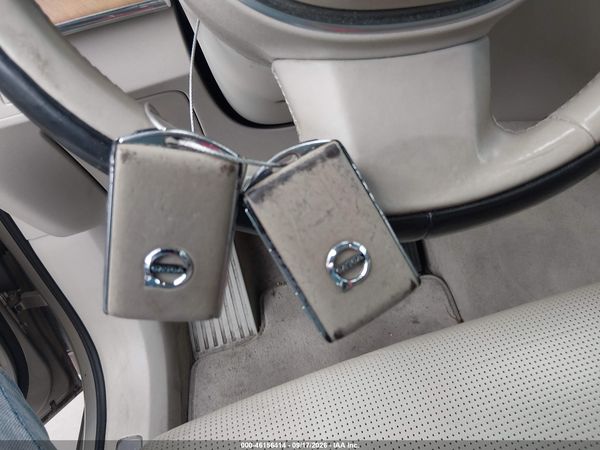 2016 VOLVO XC90 T6 INSCRIPTION — I11