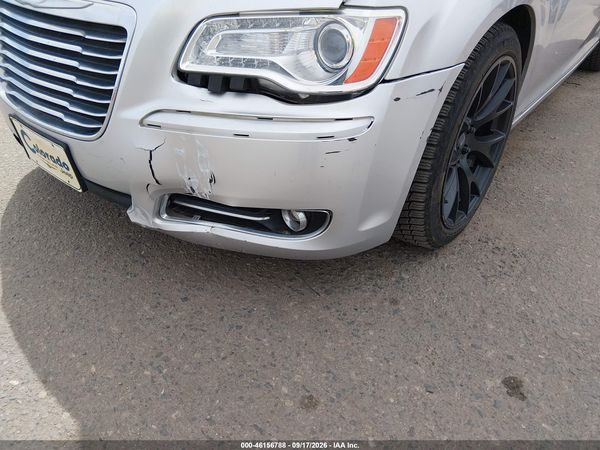 2012 CHRYSLER 300 LIMITED — I152