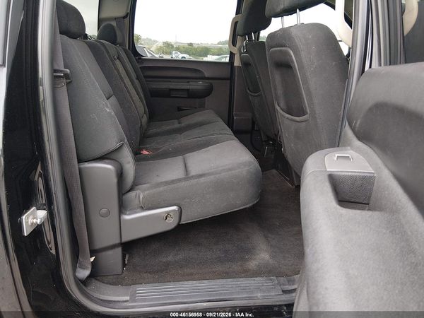 2012 CHEVROLET SILVERADO 1500 LT — I8