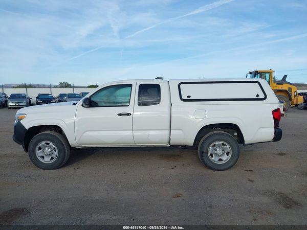 2022 TOYOTA TACOMA SR — I117