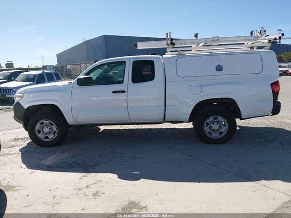 2022 TOYOTA TACOMA SR — I117
