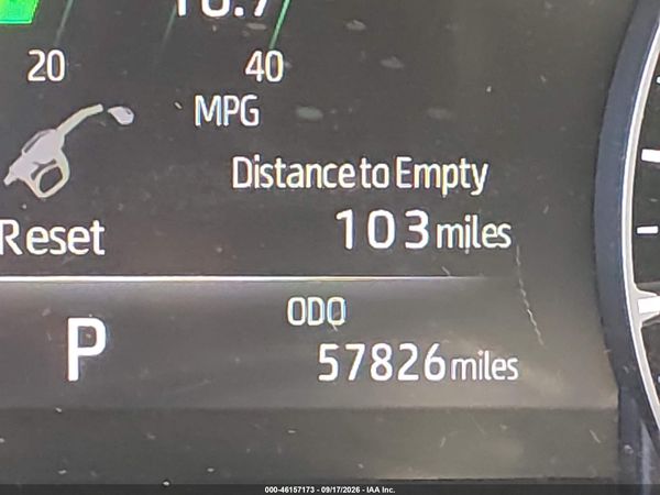 2021 TOYOTA HIGHLANDER XLE — I7