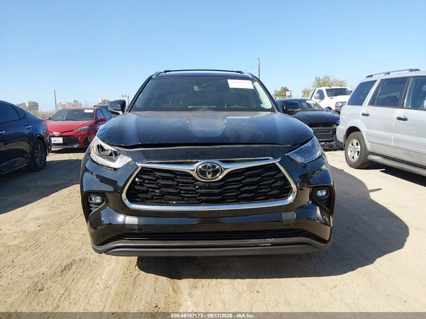 2021 TOYOTA HIGHLANDER XLE — I115