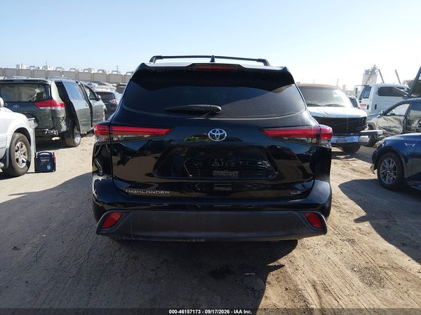 2021 TOYOTA HIGHLANDER XLE — I119