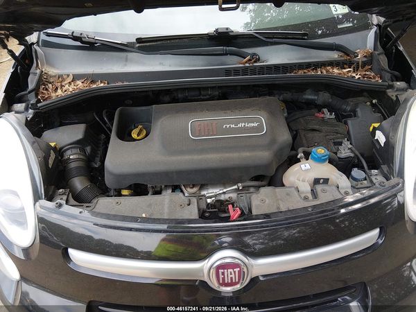 2014 FIAT 500L TREKKING — I10