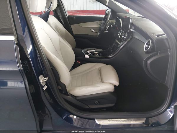 2016 MERCEDES-BENZ C 300 SPORT — I5