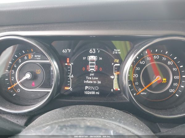2019 JEEP WRANGLER UNLIMITED SAHARA 4X4 — I7