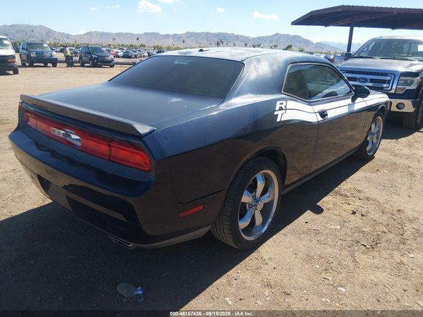 2014 DODGE CHALLENGER SXT — I4