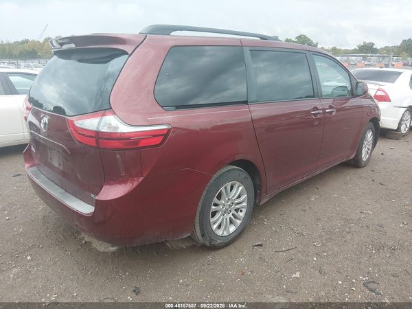 2016 TOYOTA SIENNA XLE 8 PASSENGER — I4