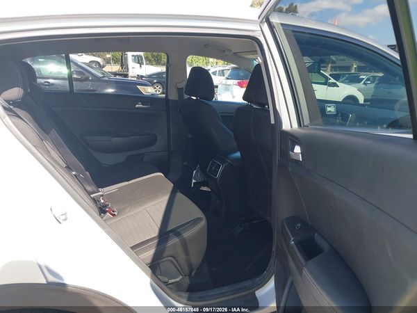 2018 KIA SPORTAGE LX — I8