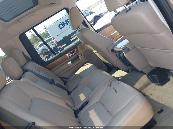 2016 LAND ROVER LR4 HSE Lux — I8