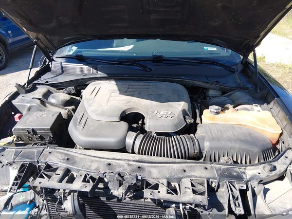 2013 DODGE CHARGER SXT — I10