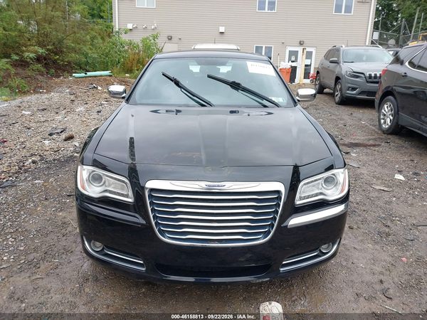 2012 CHRYSLER 300 LIMITED — I115