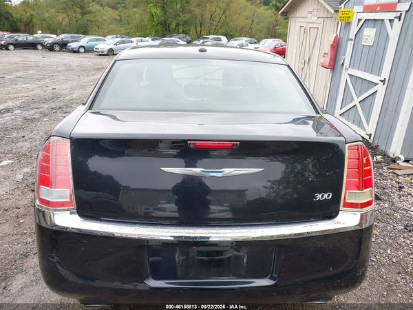 2012 CHRYSLER 300 LIMITED — I119