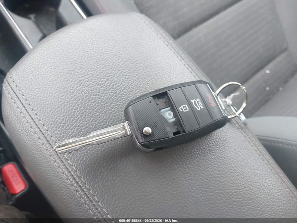 2017 KIA FORTE LX/S — I11