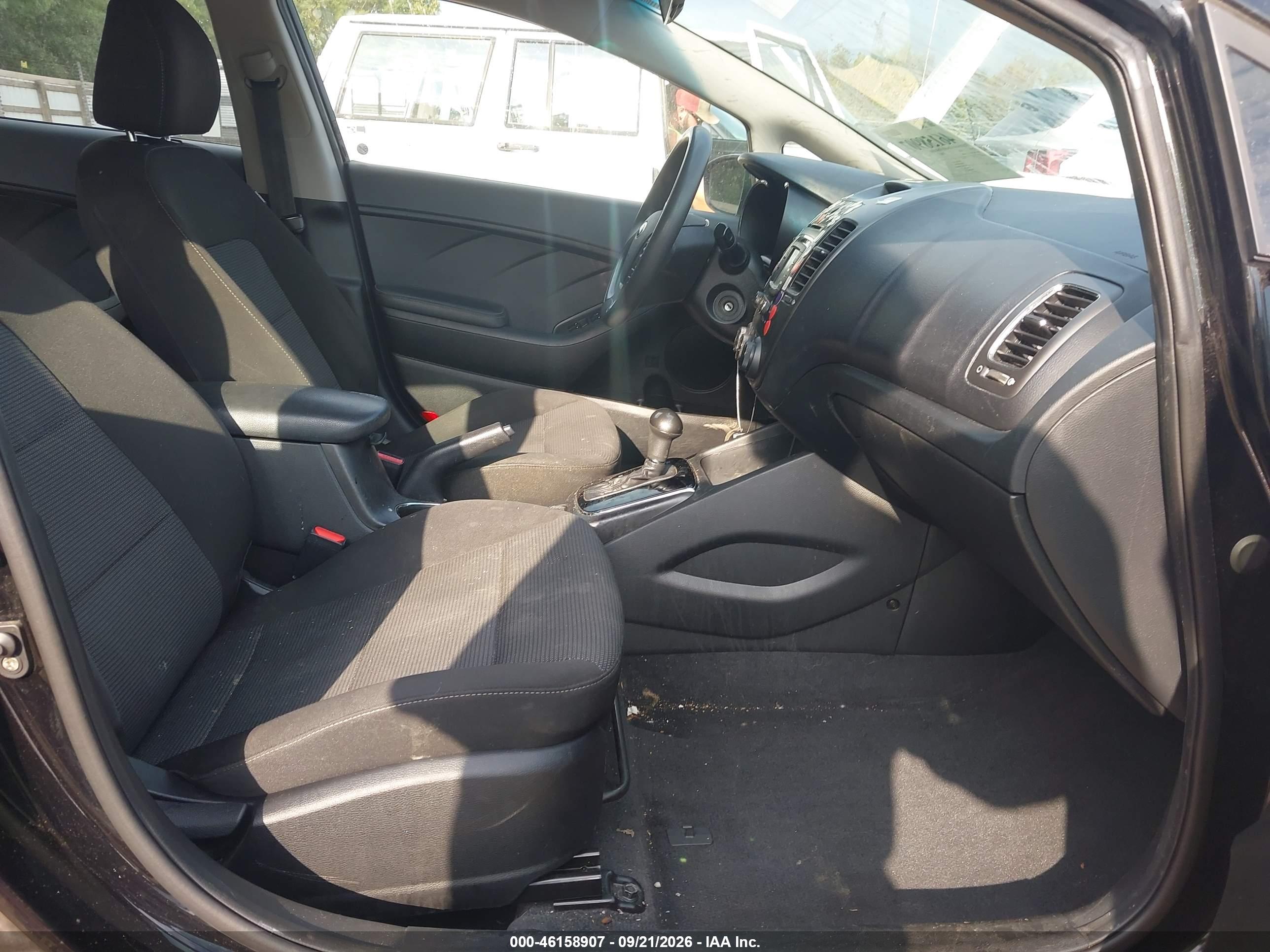 2018 KIA FORTE LX — I5