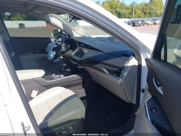 2019 CADILLAC XT4 PREMIUM LUXURY — I5