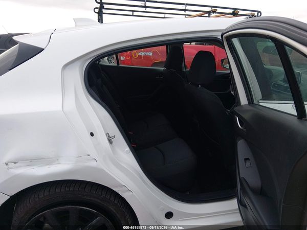 2016 MAZDA MAZDA3 I TOURING — I8