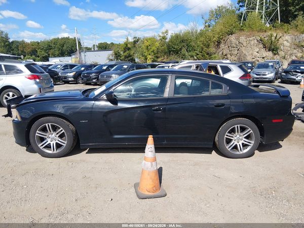 2013 DODGE CHARGER R/T — I117