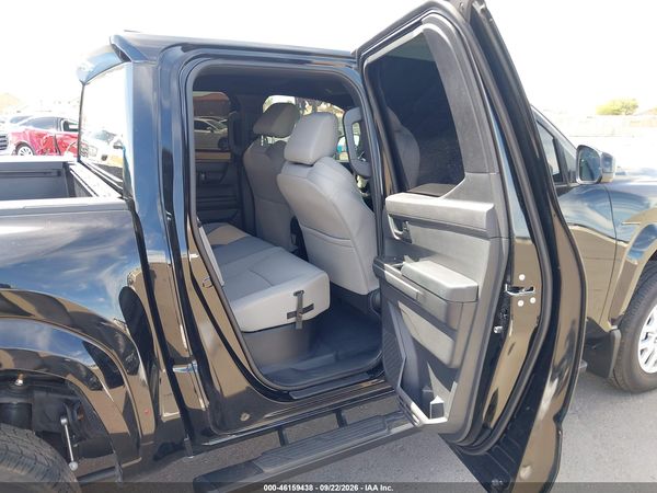 2026 TOYOTA TACOMA SR5 — I8