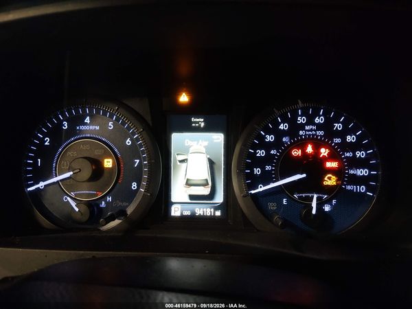 2015 TOYOTA SIENNA XLE 8 PASSENGER — I7